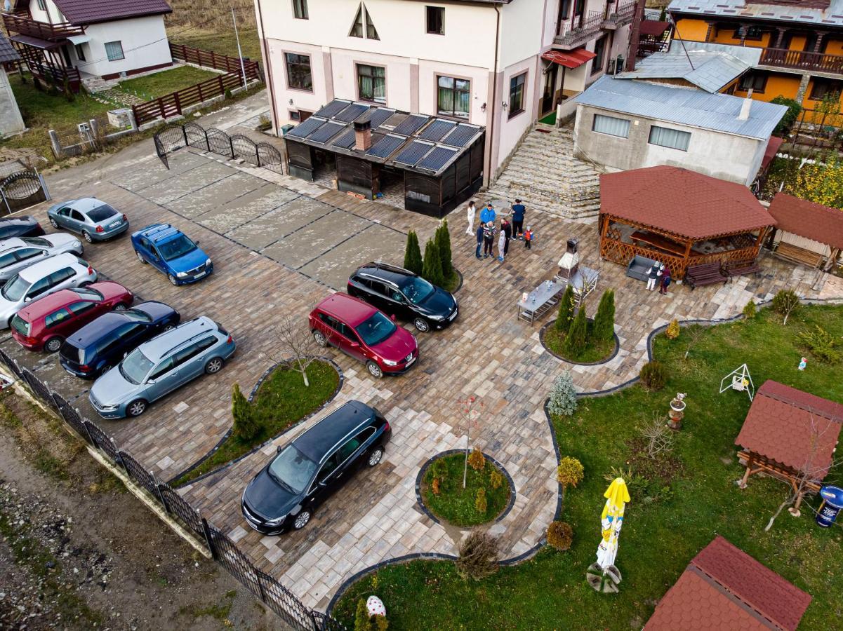 Pensiunea Grande Lepşa Exterior foto